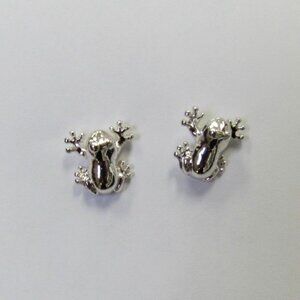 Shiny Silver-Plated Frog Stud Pierced Earrings